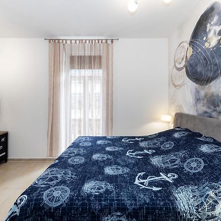 Apartments & Rooms Kolovare Beach 3, Задар Екстериор снимка