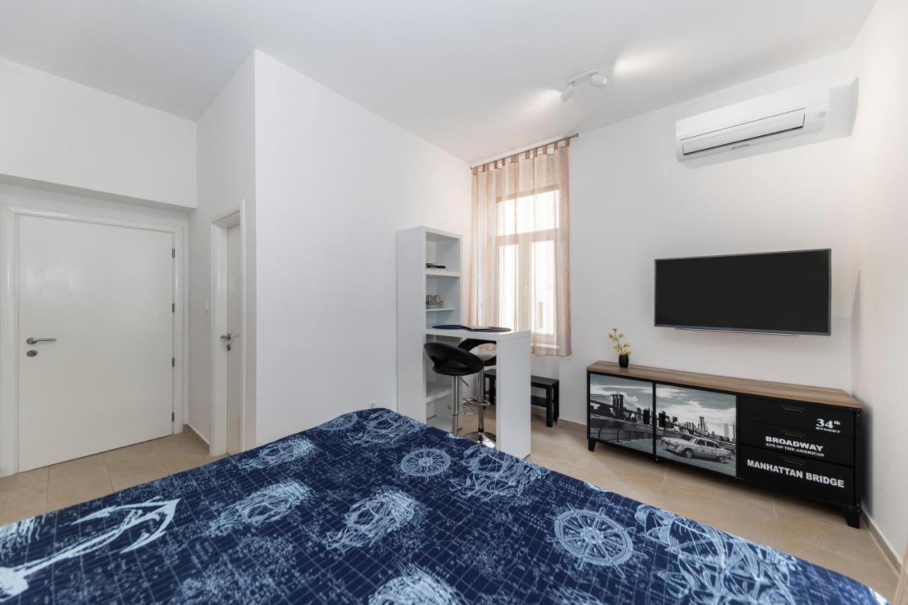 Apartments & Rooms Kolovare Beach 3, Задар Екстериор снимка