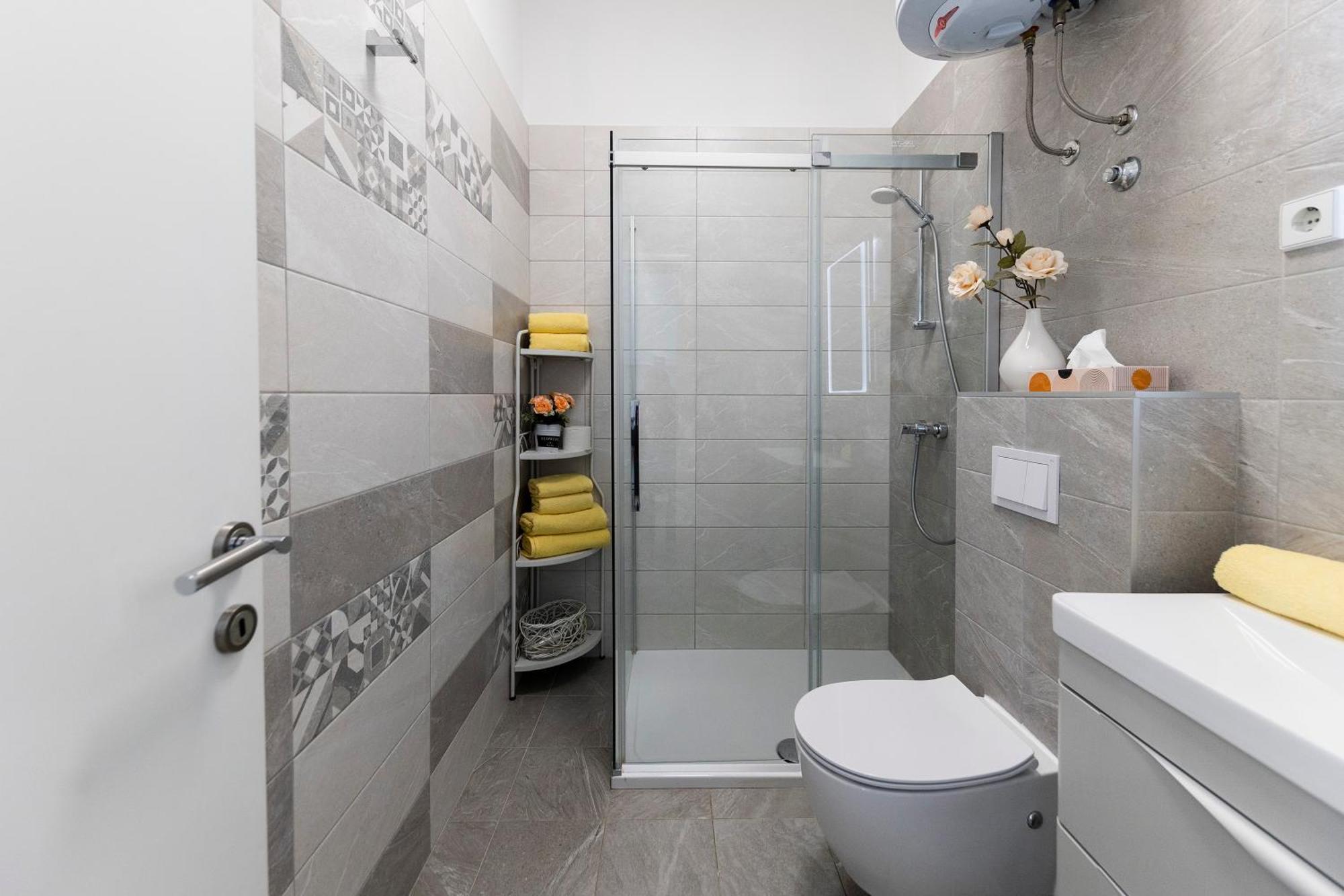 Apartments & Rooms Kolovare Beach 3, Задар Екстериор снимка